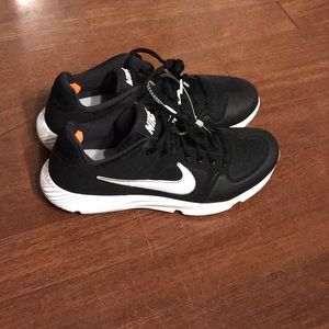 Nike Alpha Huarache Elite 2 Turf